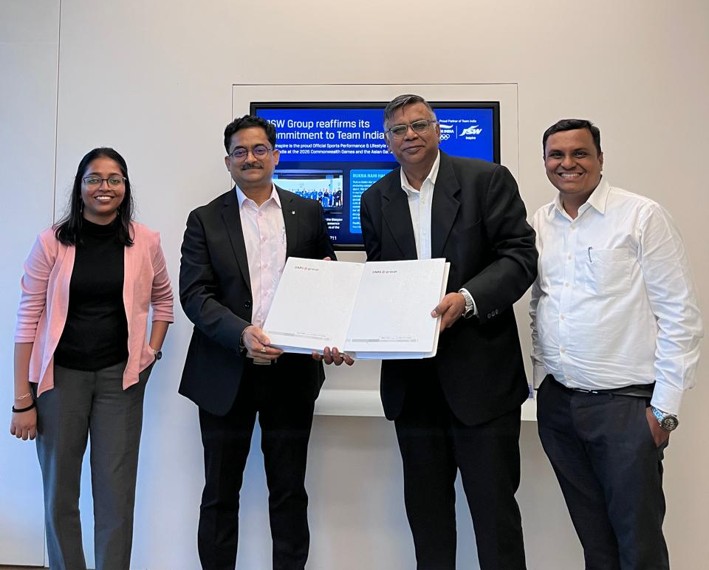 JSW Utkal and SMS group representatives display the signed sinter-plant contract.